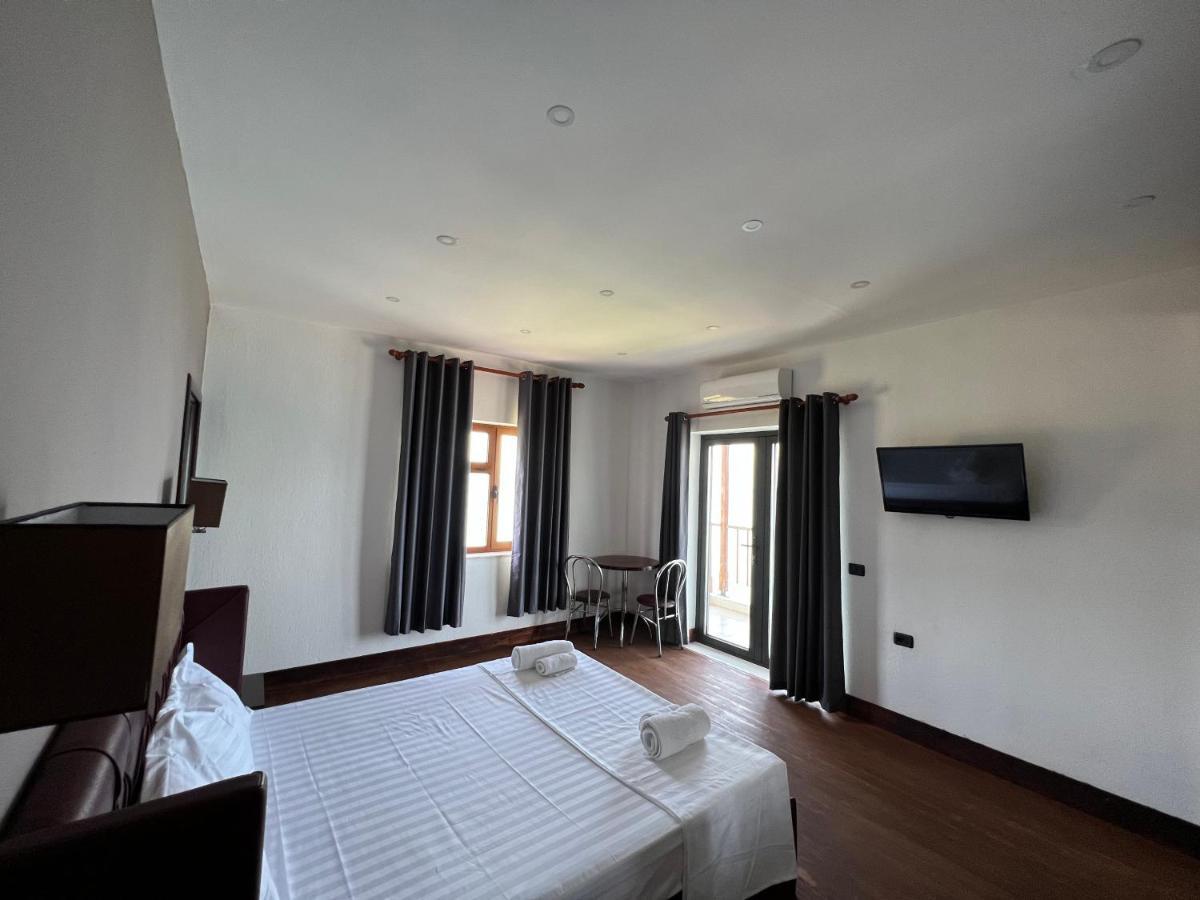 Hotel Victoria Memlishte Εξωτερικό φωτογραφία